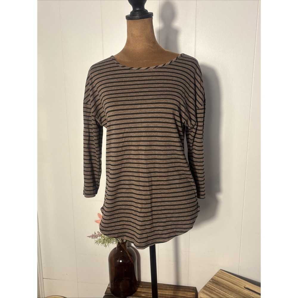 Essentials By Milano Women's Black/Brown Striped Zipper Back Blouse Sz Small New